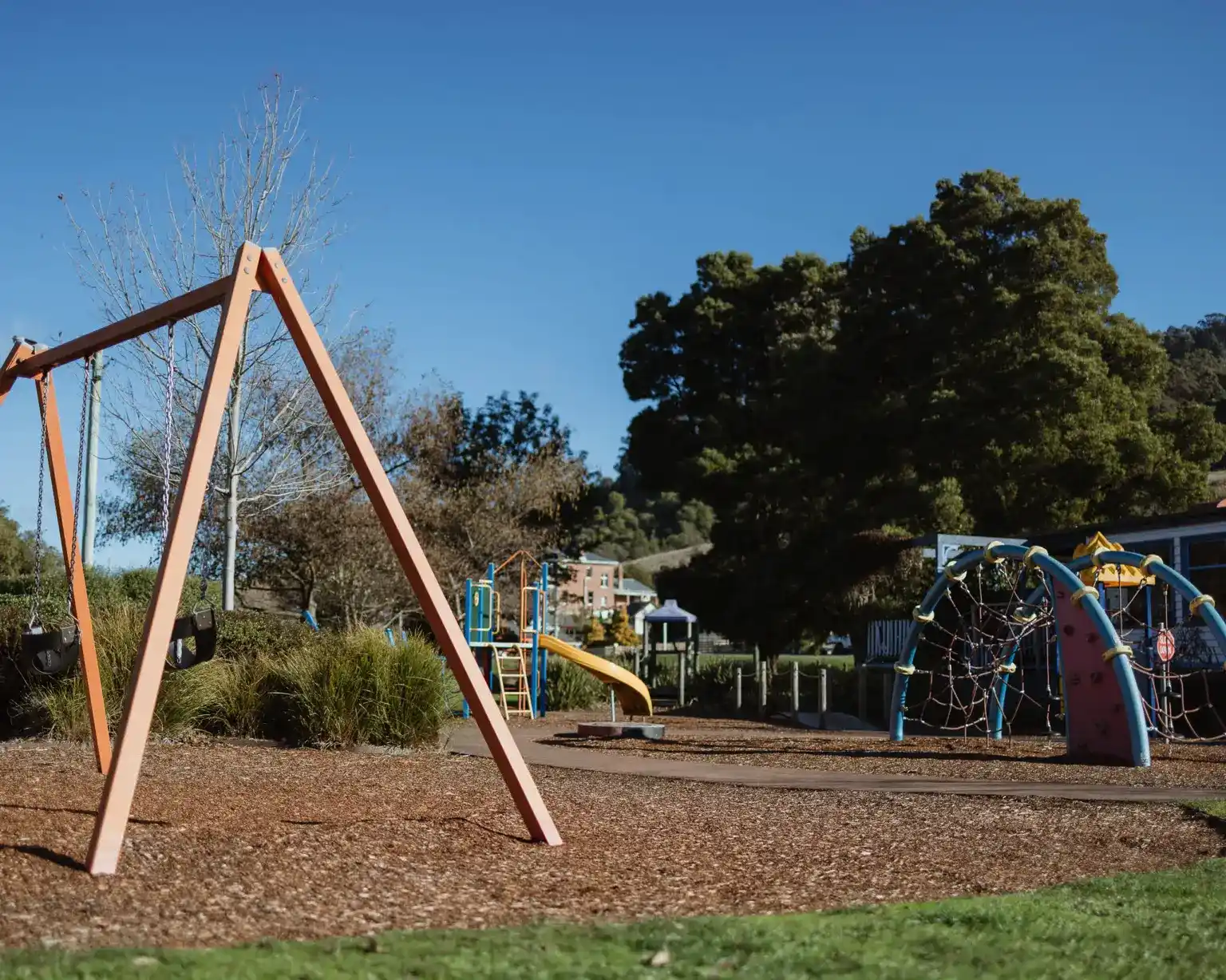 Photos of Boat Reflections accommodation on the Huon River in Franklin, Tasmania. Taken by Josh Withers, Tasmanian photographer and wedding celebran