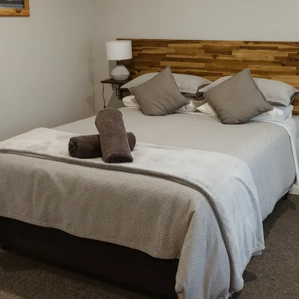 Mountain View Suite, gallery view 9