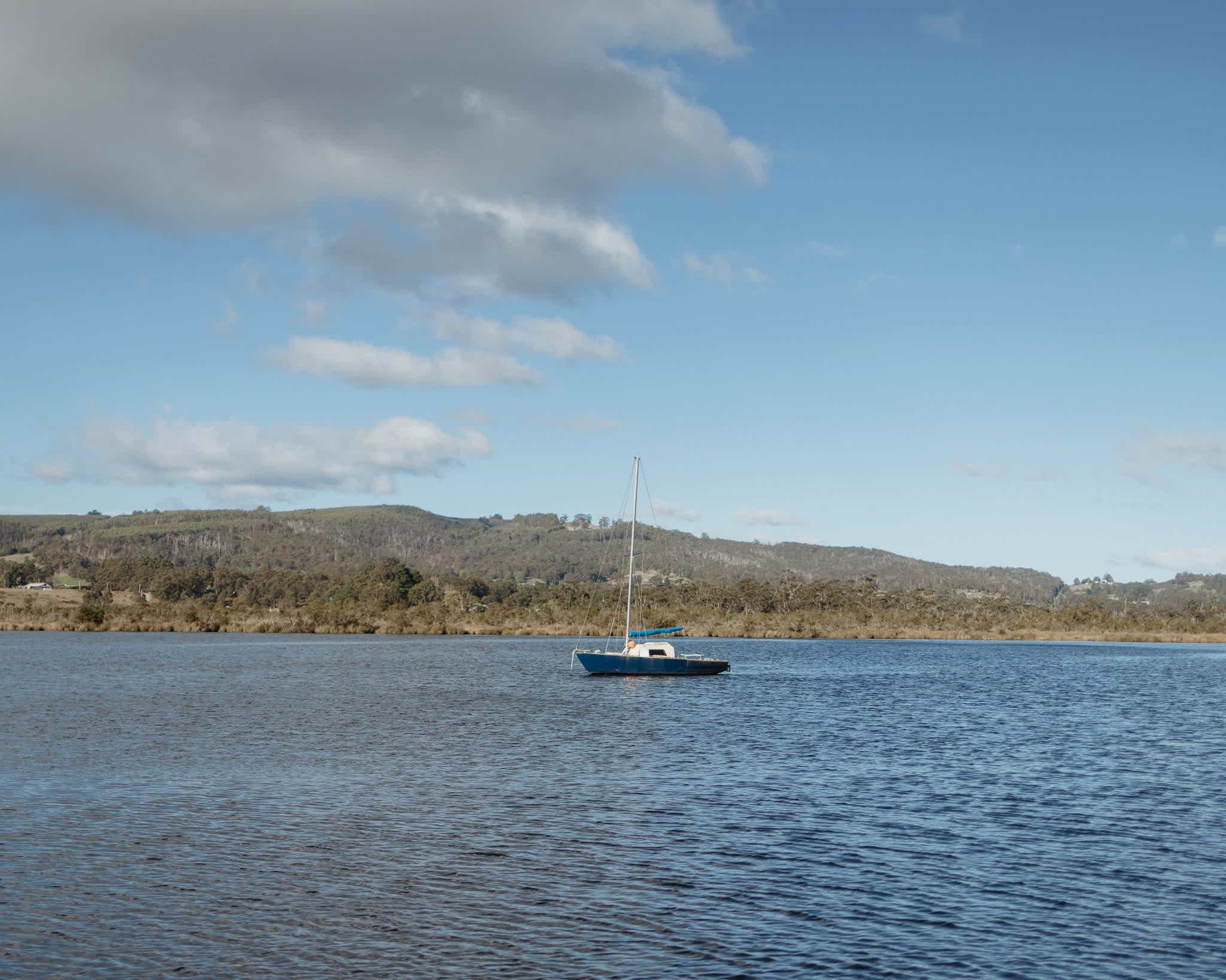 Huon River Sunrise Suite - Gallery Image 18