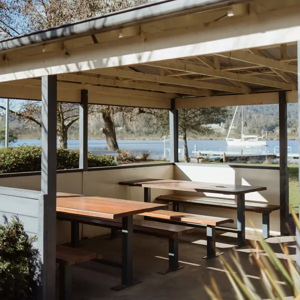 Huon River Sunrise Suite, gallery view 36