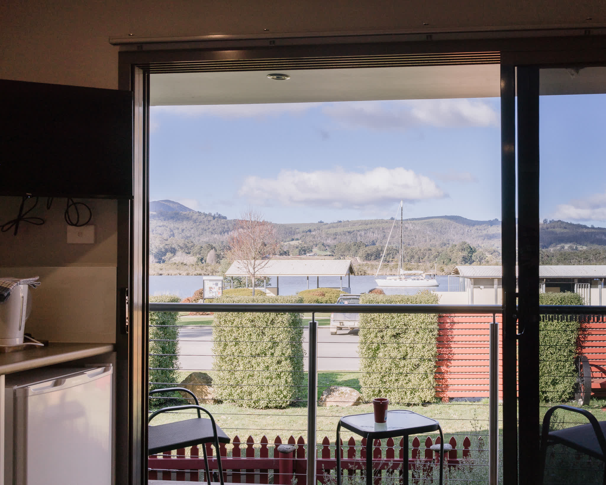 Huon River Sunrise Suite - Gallery Image 5