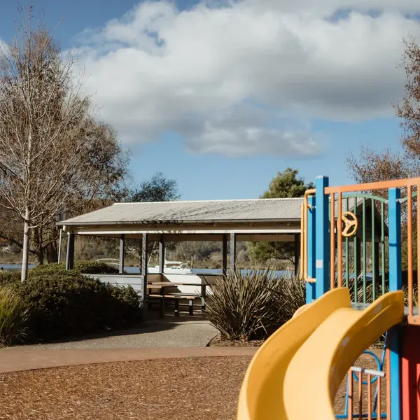 Huon River View Suite, gallery view 29